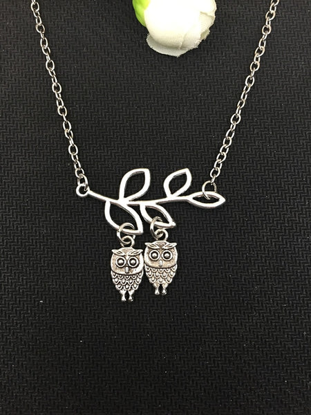 Stylish Hot Branched Owl Pendant Necklace - Perfect Gift for Women / Friendship 